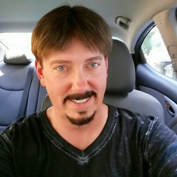 Meet your Posher, Bryan - Picture 2 of 2